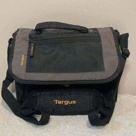 Targus- Small Black Mini Messenger Crossbody Bag for Notebook Tablet IPad- O/S - Picture 6 of 9